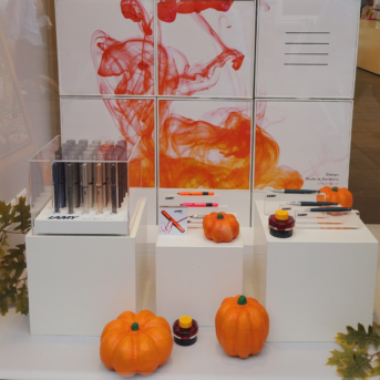 Bild der Dankstelle Lamy Flagship-Store