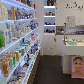 Bild der Dankstelle Jean d’Arcel BeautyLonge Renate Golombek Kosmetik Kirchheim