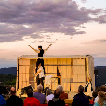 Bild der Dankstelle Theater Carnivore