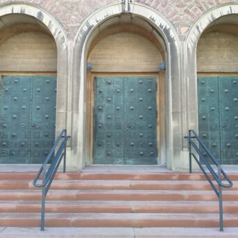 Bild der Dankstelle Treppenanlage St. Albert Kirche